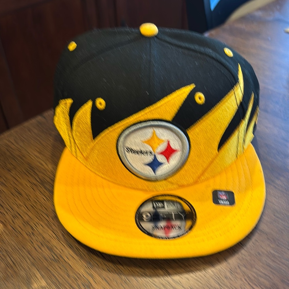New Era Black and Yellow Steelers Snapback Hat